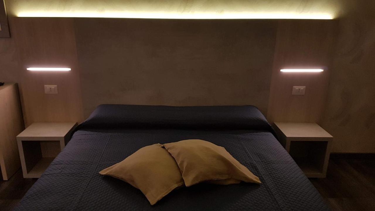 Domus Roma Hotel Exterior photo